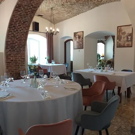 度假村 Dwor Zbozenna Przysucha