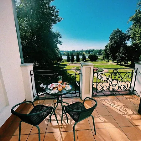 Resort Dwór Zbożenna 3*