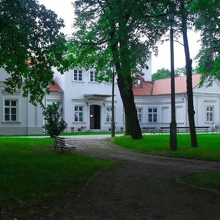 Dwor Zbozenna 度假村 Przysucha