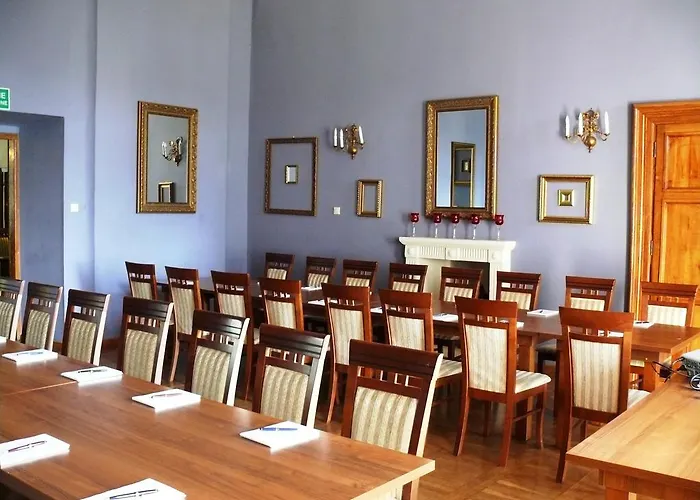 Dwor Zbozenna Θέρετρο Przysucha